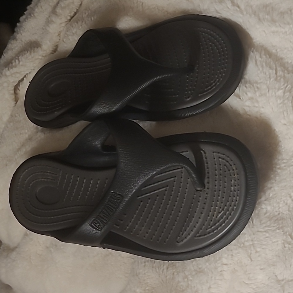 $5🧨  CANDES Slides - Picture 3 of 11